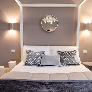 Couette-café Cardilli Luxury, Rome